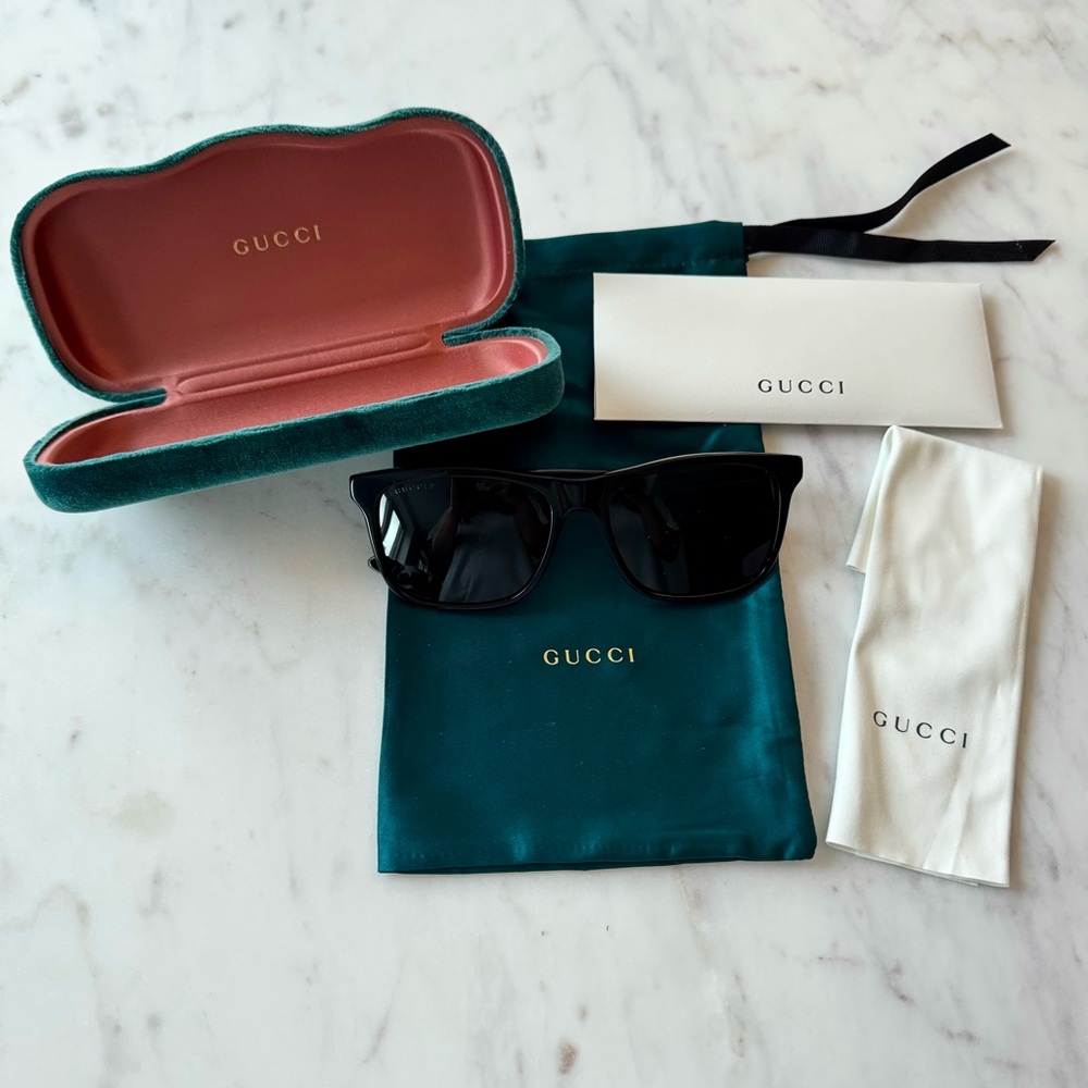 Gucci Black Sunglasses